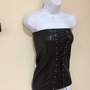 Women Black fashion nova corset With drawstrings in the front. Size extra small